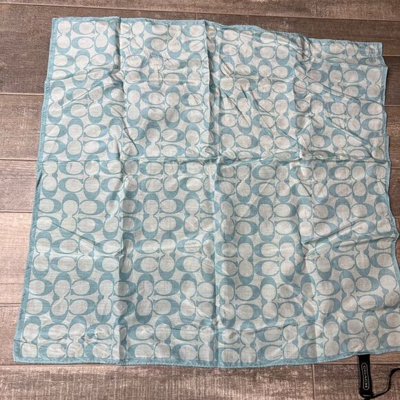NWT. Coach Signature Logo small scarf. - Picture 1 of 7